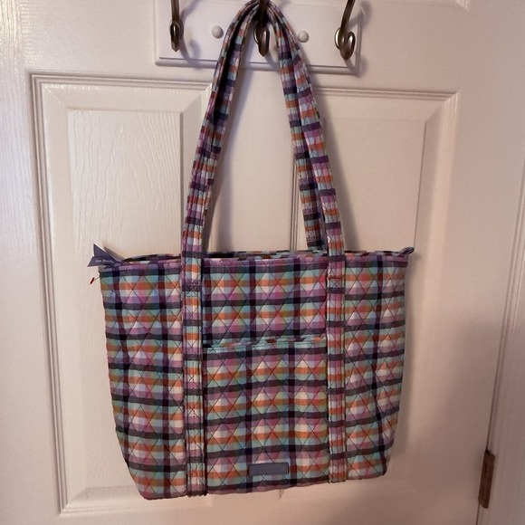 Vera Bradley Medium Tote Bag Purse Shoulder Bag in Gingham Plaid Pattern - Picture 13 of 13